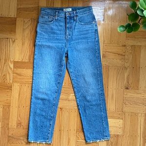 *NWOT* Madewell Classic Straight Jeans in Peralta Wash - Size 26